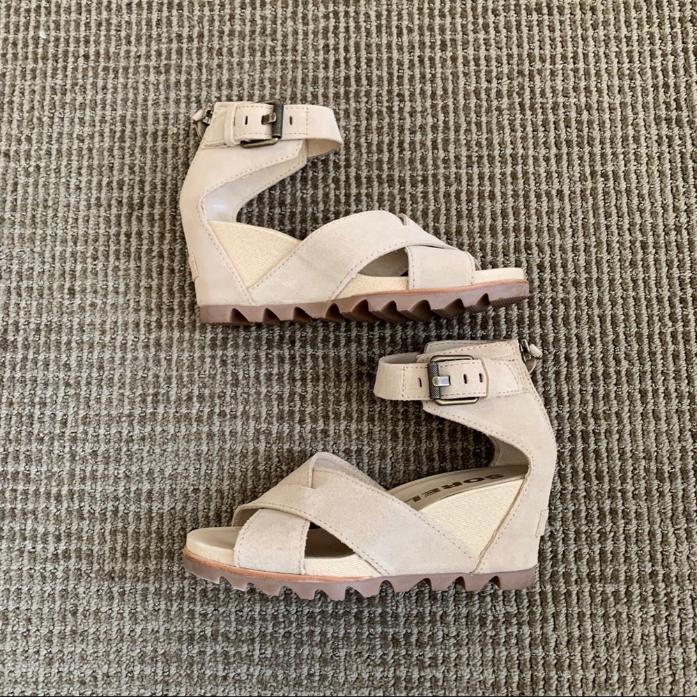 Sorel Joanie II Cream Wedge Sandals - Picture 7 of 10